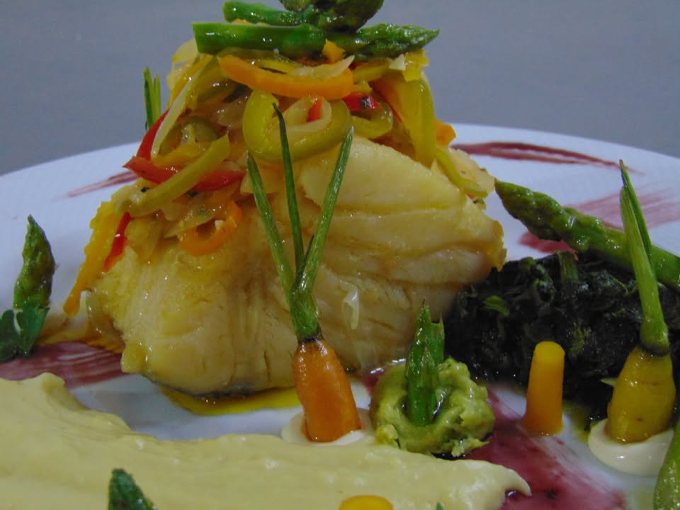 Bacalhau empratado da casa